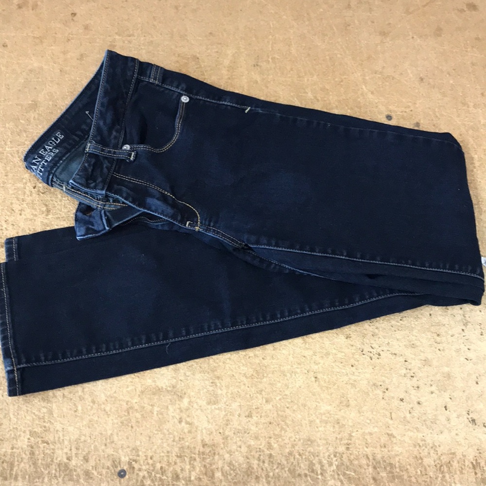 American Eagle skinny dark wash jeans